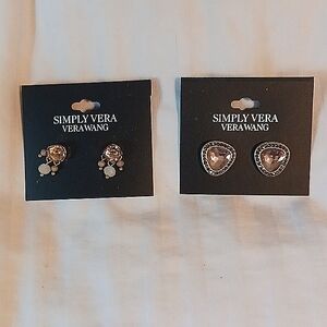 SIMPLY VERA. /  VERA WANG ,love the look ,center color stone gold